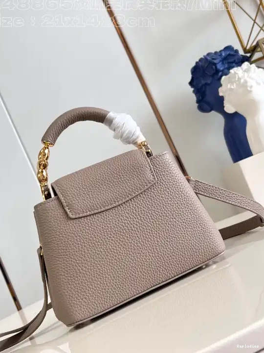 Fake Louis Bags CAPUCINES VUITTON MINI-21*14*8CM LOUIS 0506